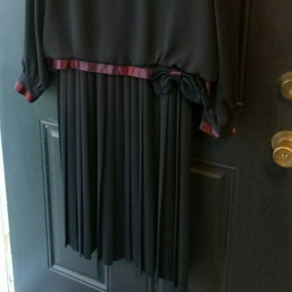 Vintage 1960's HENRY LEE Designer Black Pleated Dress 14P - Picture 9 of 12